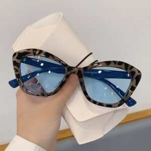 Módní sluneční brýle Cat Eye pro ženy Vintage odstíny UV400 Brand Designer Muži Trendy vícebarevné brýle pro dámy