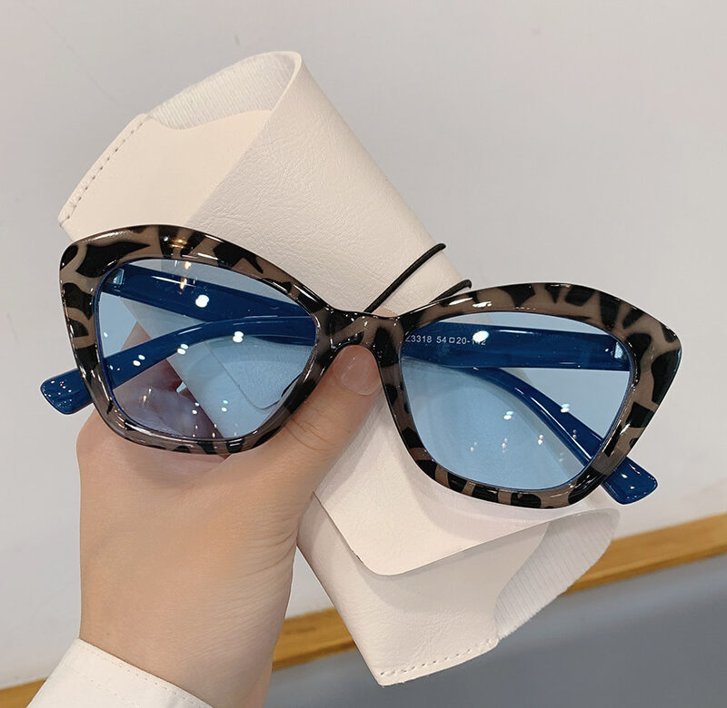 Módní sluneční brýle Cat Eye pro ženy Vintage odstíny UV400 Brand Designer Muži Trendy vícebarevné brýle pro dámy
