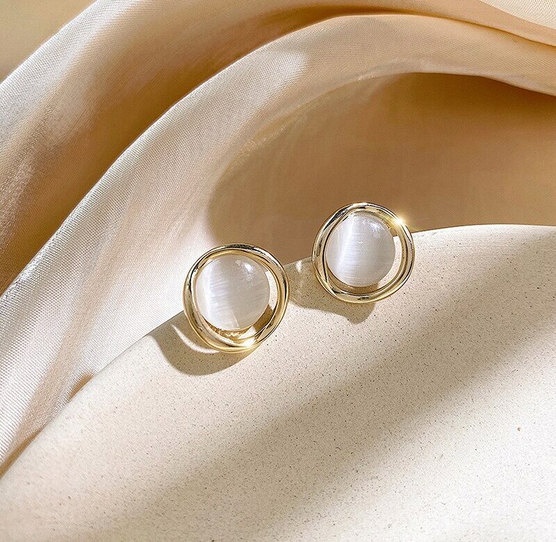 Denní šperky z vás udělají módní opálové náušnice jednoduché geometrické trojúhelníkové kruhové náušnice pro svatbu