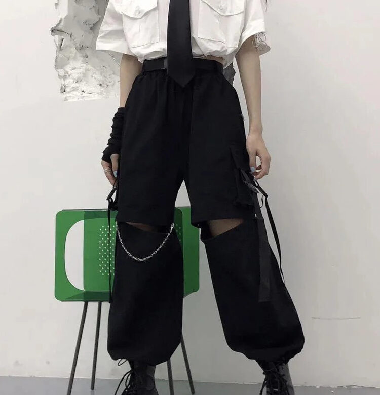 HOUZHOU Gothic Streetwear Women’s Cargo Pants with Chain Punk Techwear Black Oversize Korean Fashion Wide Leg Trousers Alt
