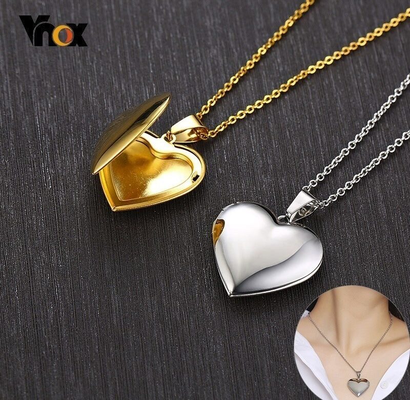 Přívěsky Vnox Light Heart Locket pro ženy Muži Otevíratelný fotorámeček Lesklý náhrdelník z nerezové oceli Family Love Collar
