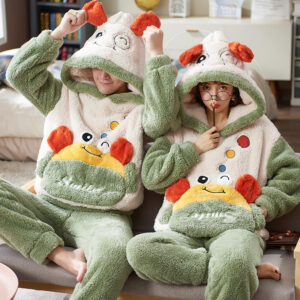 Zimní páry Pyžamové soupravy Ženy Muž Silnější Mikiny Pyžama Kreslený Anime Panda Lovers Lovers Měkké Teplé Domácí oblečení Pižamový set