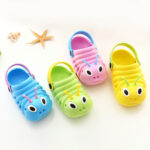 Dětské zahradní boty Roztomilé kreslené Caterpillar Plážové sandály Miminka letní pantofle Vysoce kvalitní dětské pantofle Flip boty 2022