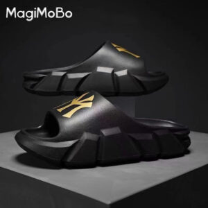 Módní pantofle Dámské 5CM silné pantofle na platformě Mute EVA Měkké vnitřní domácí skluzavky Protiskluzové letní plážové sandály Muži koupací obuv
