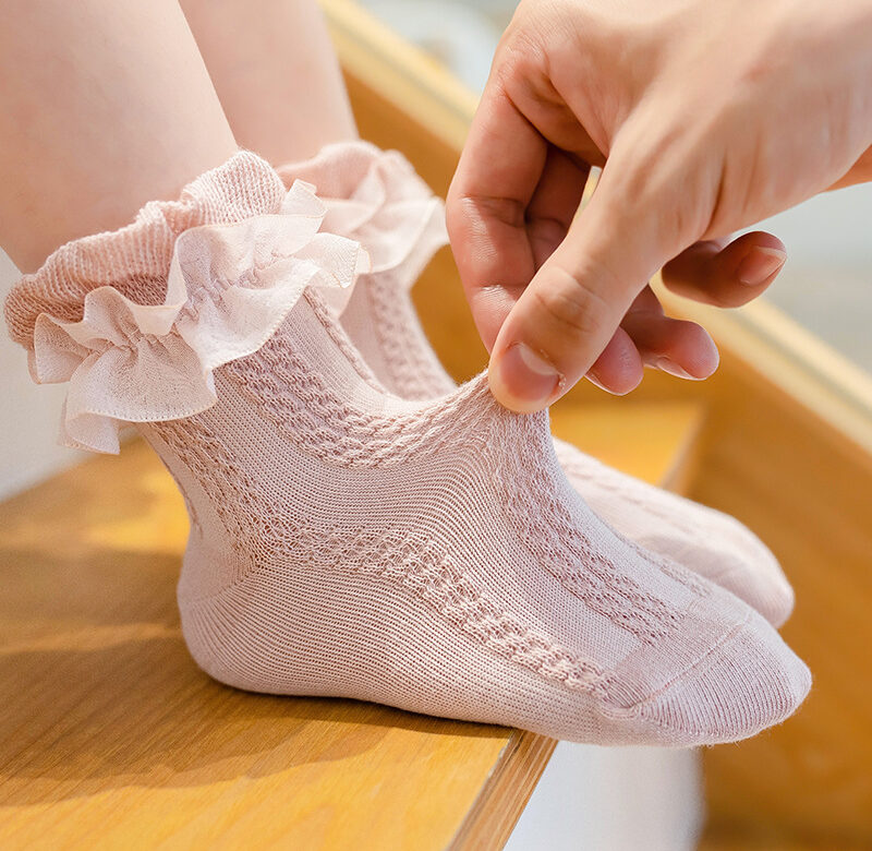 Nové miminko Dívčí ponožky Dětské Dívčí Nabírané Krajkové Ponožky Tutu Bavlna Dětské Taneční Princezna Ponožka Květiny Nařasené Pevné kotníkové ponožky