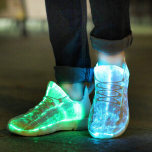 Letní chlapec Svítící svítící tenisky Muži Ženy Dívky Dětské LED světelné boty Děti Bliká se světlem Dospělí USB dobíjecí boty
