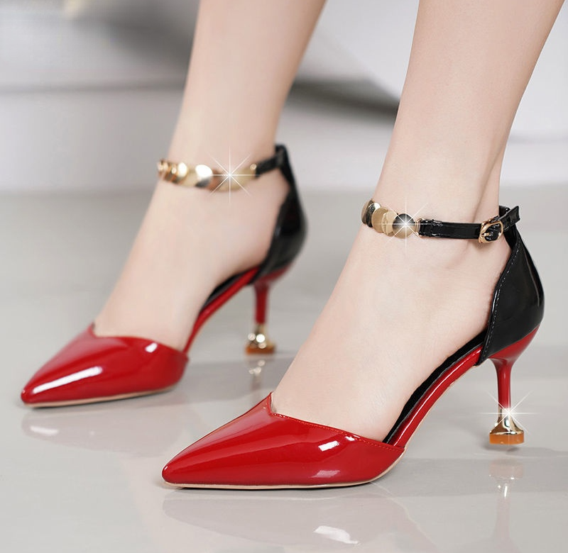Zapatos De Mujer Dámská móda Sladké špičaté přezky Pásek Jehlové podpatky Lady Cool Red Party Boty na podpatku Bílé Podpatky